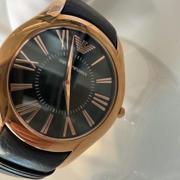 Emporio Armani Rose-Gold Men’s Watch - Picture 7 of 8